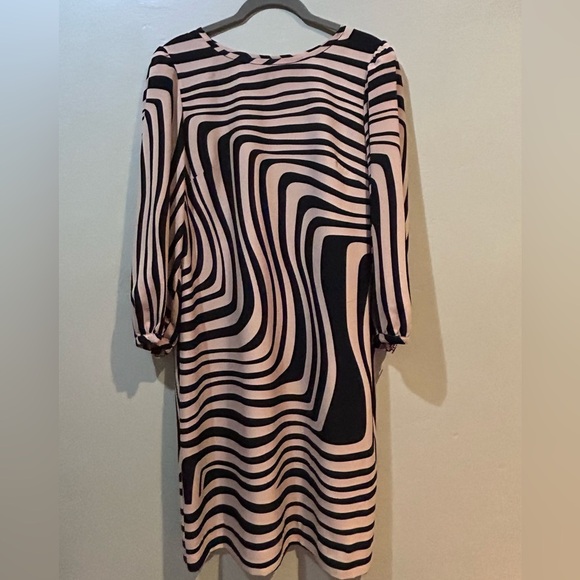 Tahari Arthur S. Levine Tan & Black Striped Shift Dress. Women’s Size 6. - Picture 1 of 5